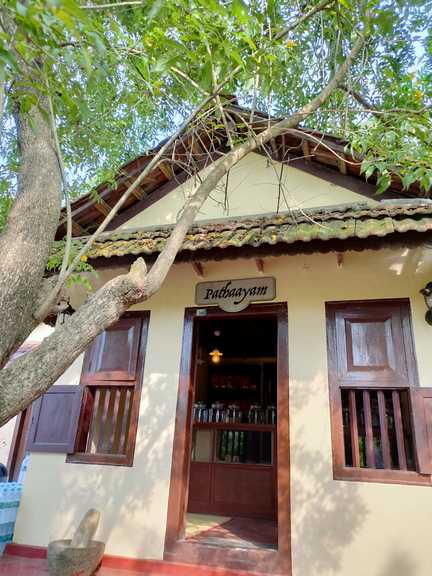 1980-nostalgic-restaurant-restaurants-in-Kalpetta