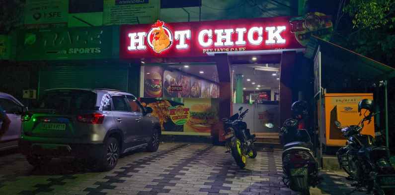 Preejay Hot chick cafe