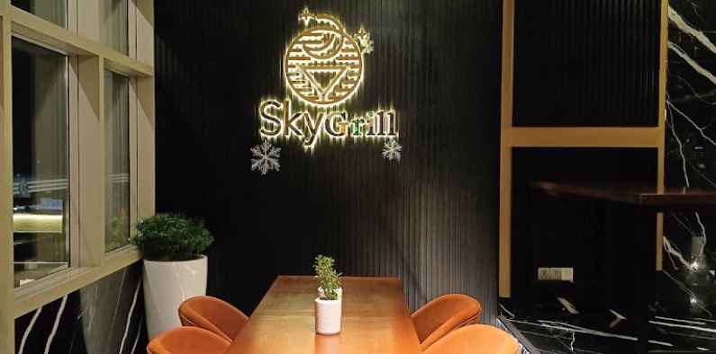 Sky Grill Lounge Bar & Restaurant
