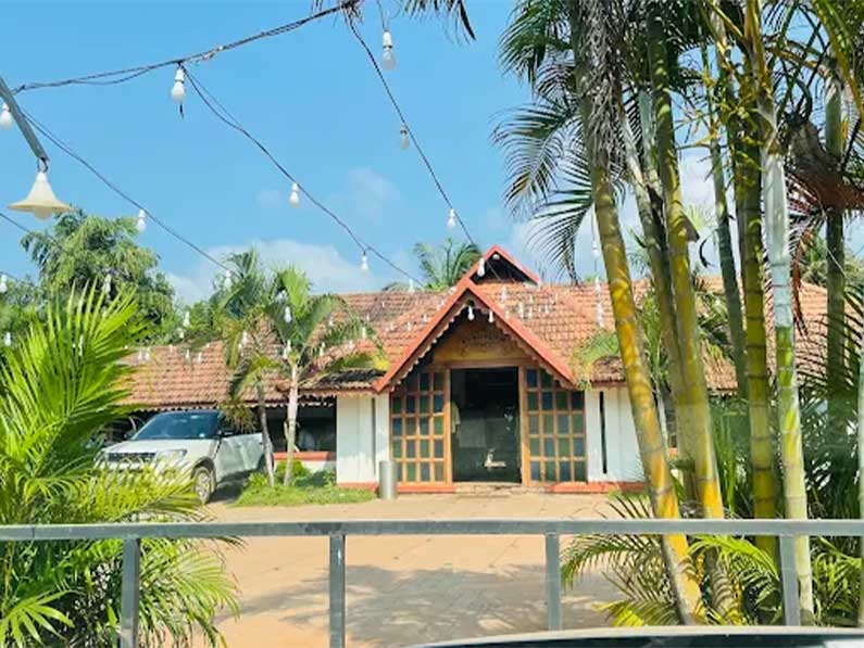 bungalow47 kanhangad