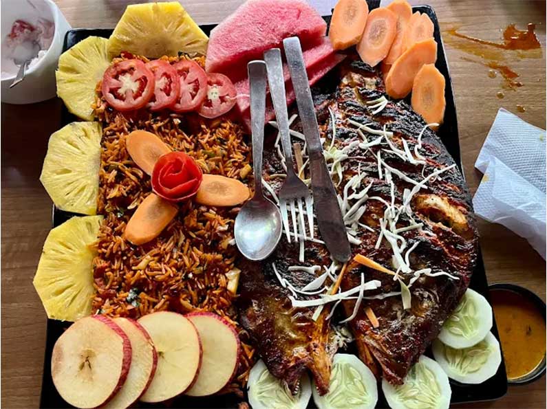 Chef-food-planet-restaurant-adoor Chef-food-planet-restaurant-adoor