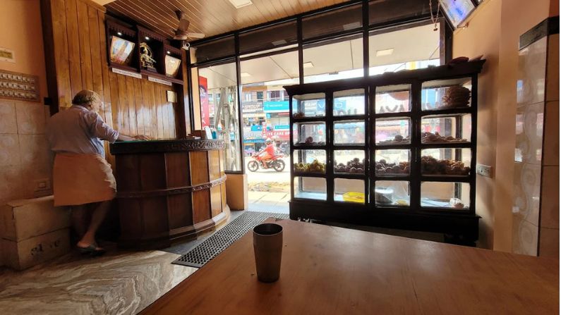 vijaya vijaya restaurant in mallapally