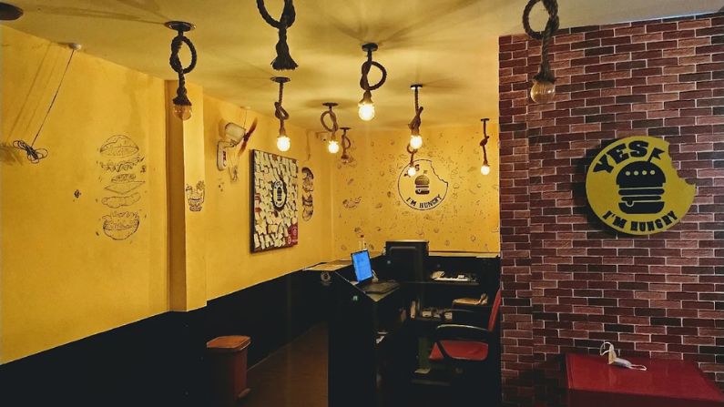 yes restaurant in karunagappalli-yes i'm hungry
