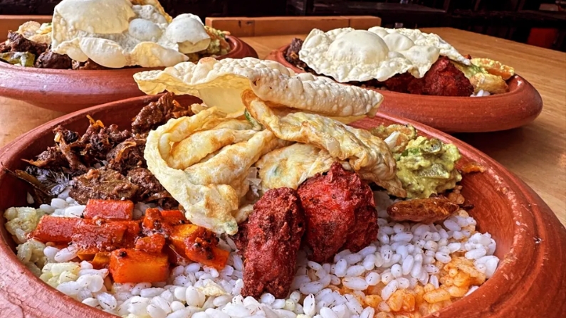 Lunch restaurants in Pattambi offering meals.