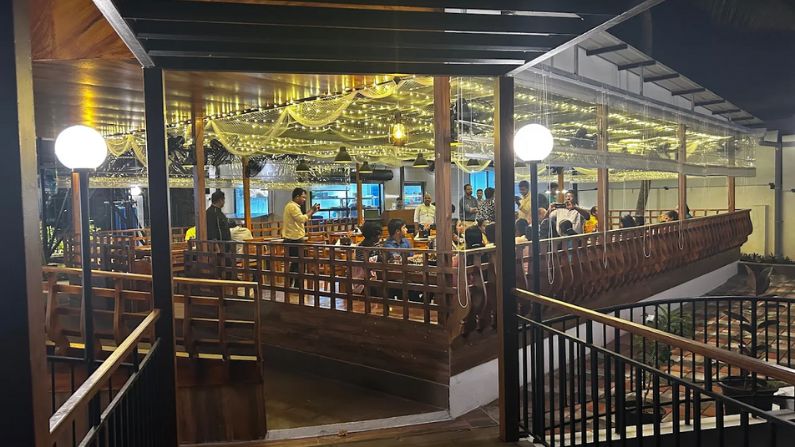Waterfront dining experience at Marine Drive Kochi restaurant