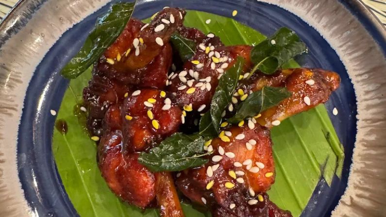 Injipuli Chicken Wings at Chef Pillai Restaurant, Kochi – a flavorful fusion appetiser served at one of the popular restaurants in Kochi