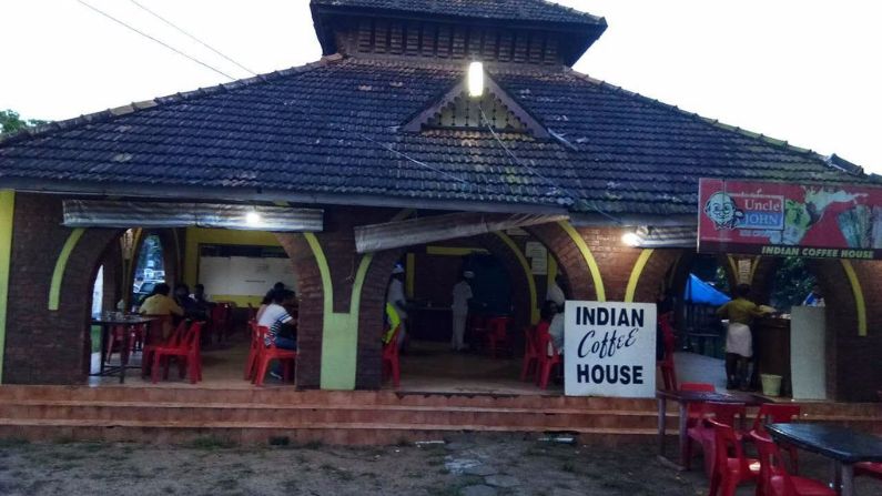 Indian Coffee House in Alappuzha serving traditional South Indian breakfast and snacks