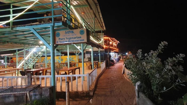 restaurants in varkala