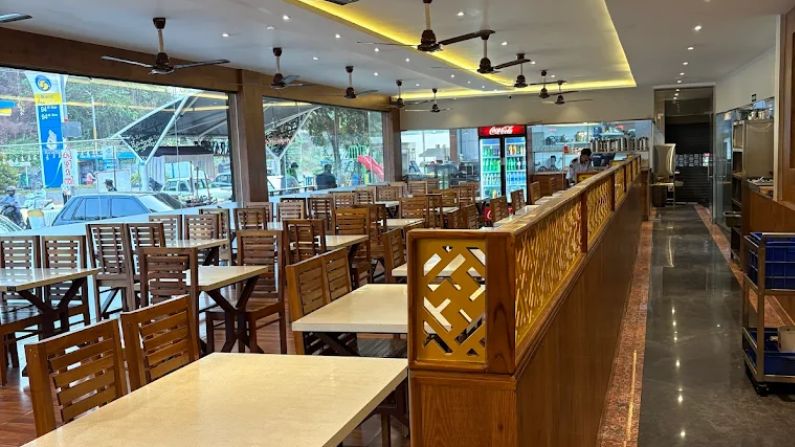 RARAVIES FAMILY RESTAURANT