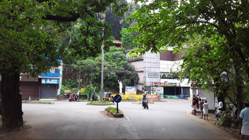 Restaurants in Irikkur