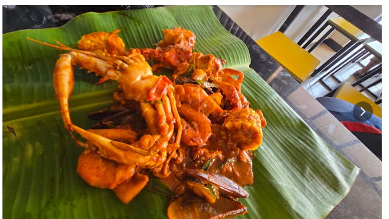 Restaurants  in Venganoor