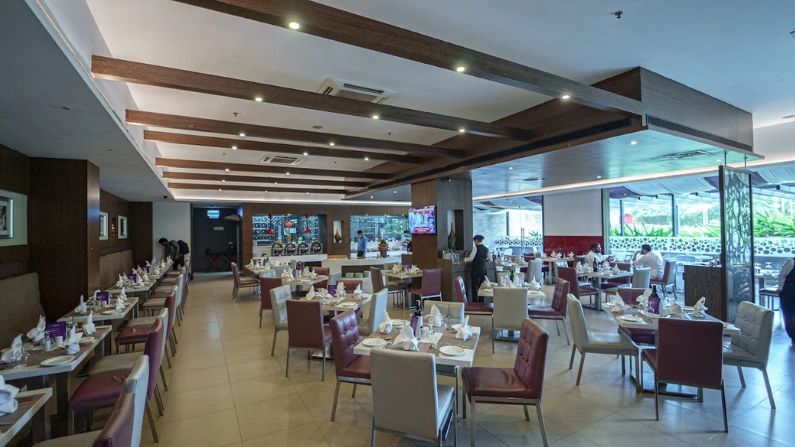 Cafe Jade All Day Dining 24X7 in Thampanoor offering multi-cuisine dining and round-the-clock food service in Thiruvananthapuram.