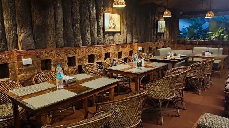 Best Lighthouse View Restaurants in Kovalam