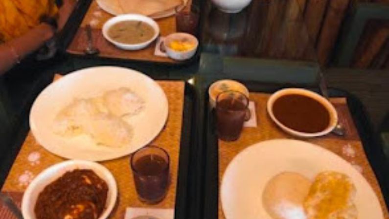Traditional Kerala meals served at Nadan Restaurant in Thiruvananthapuram.