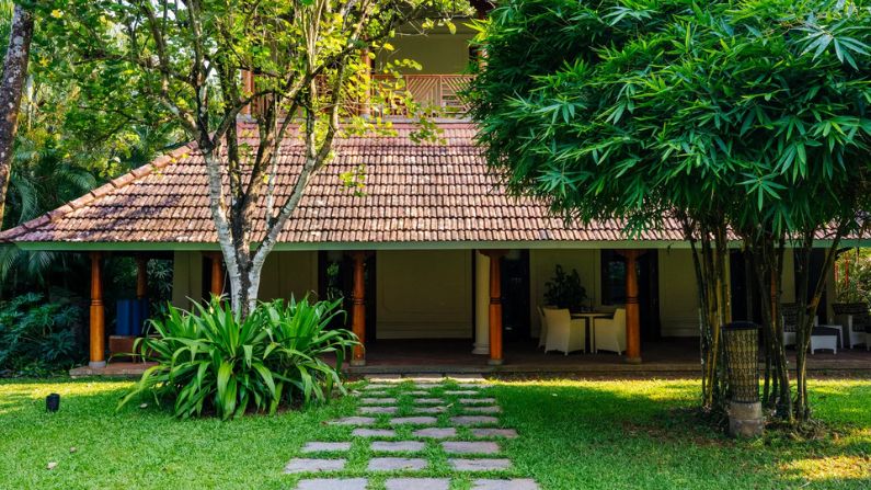 Best restaurants in Kesavadasapuram, Thiruvananthapuram offering Kerala, North Indian, Arabian, Chinese, and café dining options