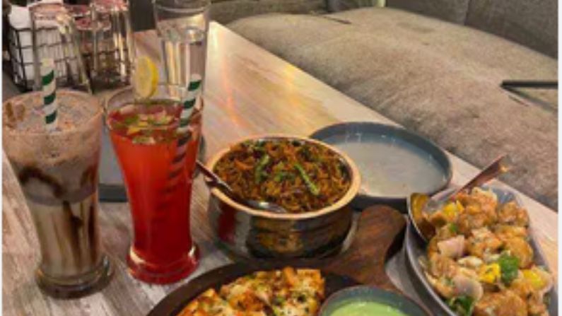 cafe in elayavoor 