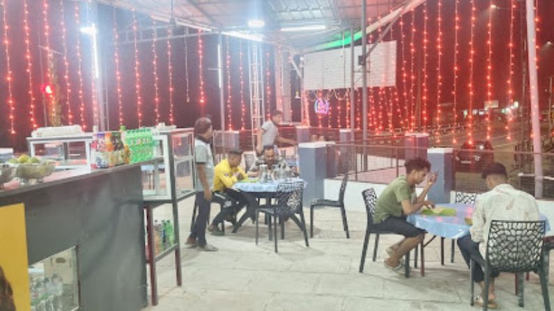 Vattayila Family Restaurant in Anchal serving authentic Kerala cuisine.